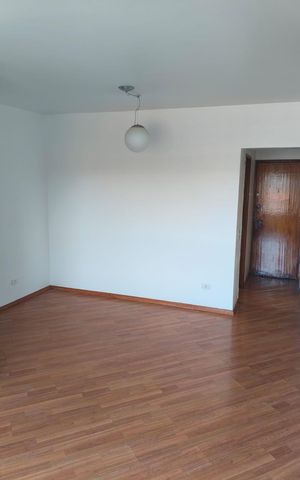 Apartamento à venda com 75m², 3 quartos e 2 vagas Apartamento à venda com 75m², 3 quartos e 2 vagasSala
