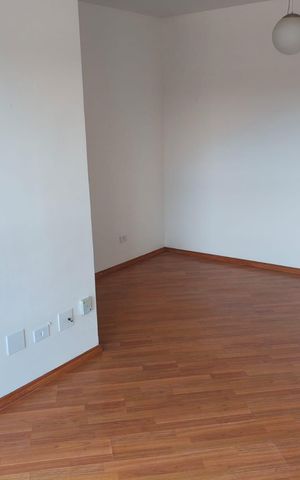 Apartamento à venda com 75m², 3 quartos e 2 vagas Apartamento à venda com 75m², 3 quartos e 2 vagasSala