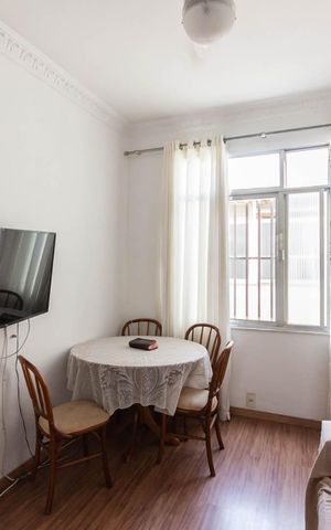Apartamento para alugar com 68m², 2 quartos e 1 vagaSala