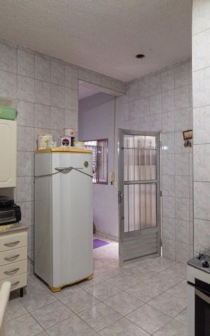 Casa para alugar com 180m², 1 quarto e 2 vagas Casa para alugar com 180m², 1 quarto e 2 vagasCozinha