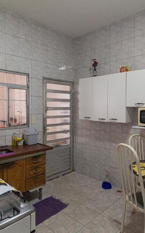 Casa para alugar com 180m², 1 quarto e 2 vagas Casa para alugar com 180m², 1 quarto e 2 vagasCozinha