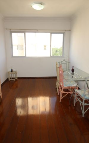Apartamento para alugar com 80m², 3 quartos e 1 vagaSala