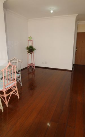 Apartamento para alugar com 80m², 3 quartos e 1 vagaSala