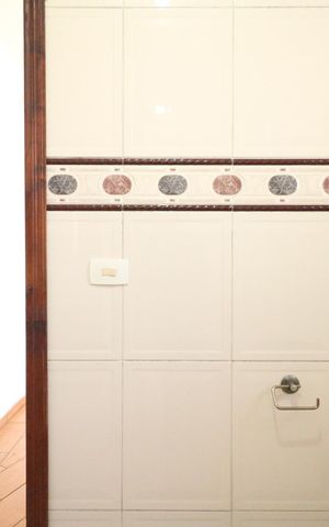 Casa à venda com 140m², 3 quartos e 4 vagas Casa à venda com 140m², 3 quartos e 4 vagasBanheiro da Suíte