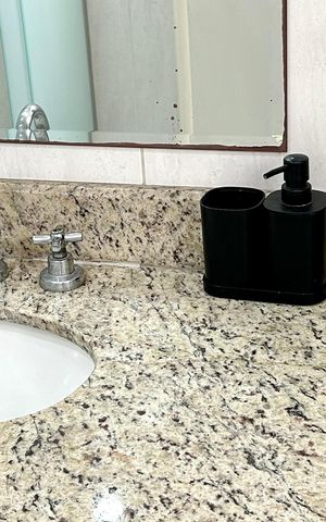 Apartamento à venda com 140m², 3 quartos e 3 vagas Apartamento à venda com 140m², 3 quartos e 3 vagasBanheiro 3