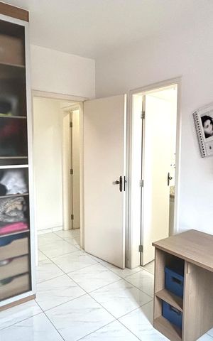 Apartamento à venda com 140m², 3 quartos e 3 vagas Apartamento à venda com 140m², 3 quartos e 3 vagasQuarto 2