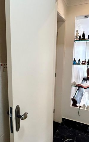 Apartamento à venda com 140m², 3 quartos e 3 vagas Apartamento à venda com 140m², 3 quartos e 3 vagasLavabo