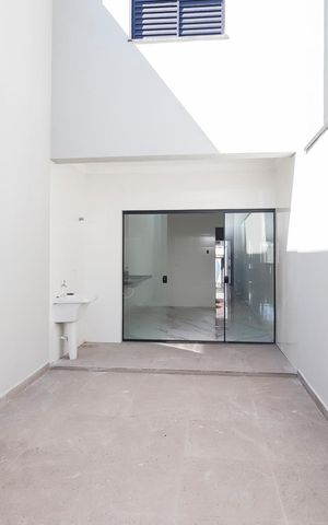 Casa à venda com 116m², 3 quartos e 2 vagasÁrea de Serviço / Quintal