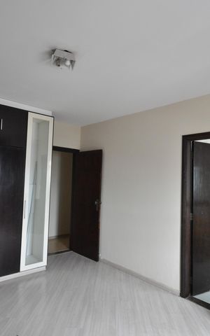 Casa à venda com 327m², 4 quartos e 6 vagasSuíte 2