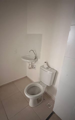 Apartamento à venda com 46m², 2 quartos e sem vaga Apartamento à venda com 46m², 2 quartos e sem vagaBanheiro