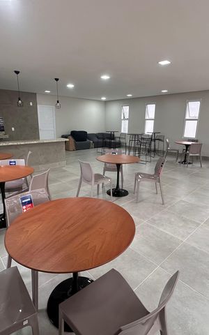 Apartamento à venda com 46m², 2 quartos e sem vaga Apartamento à venda com 46m², 2 quartos e sem vagaÁrea comum - Salão de festas