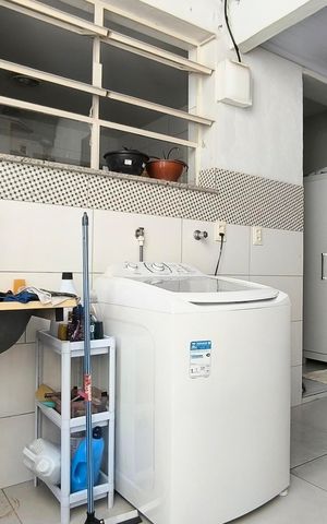 Casa à venda com 105m², 3 quartos e 1 vaga