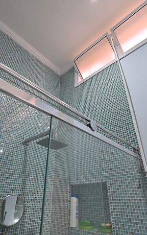 Casa à venda com 120m², 3 quartos e 2 vagasBanheiro da Suíte
