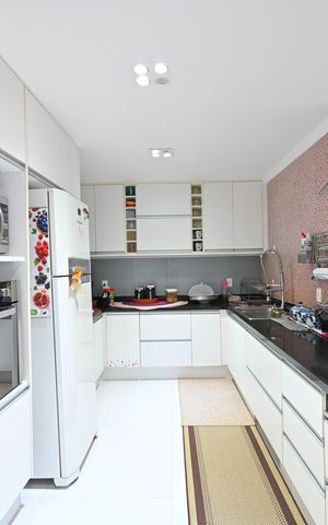Casa à venda com 120m², 3 quartos e 2 vagasCozinha