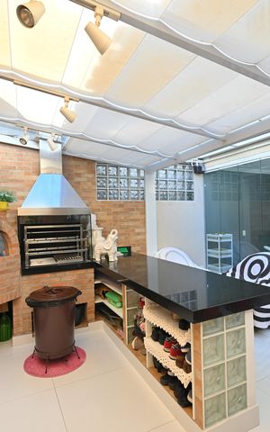 Casa à venda com 120m², 3 quartos e 2 vagasEspaço Gourmet