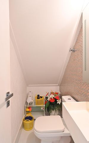 Casa à venda com 120m², 3 quartos e 2 vagasLavabo