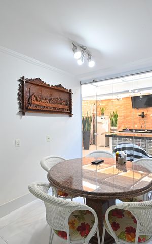 Casa à venda com 120m², 3 quartos e 2 vagasCozinha