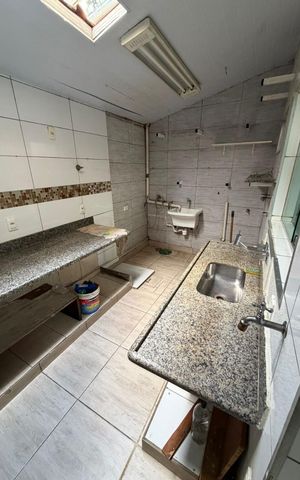 Casa à venda com 100m², 2 quartos e 2 vagas Casa à venda com 100m², 2 quartos e 2 vagasCozinha