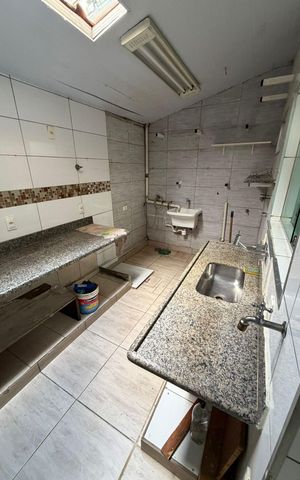 Casa à venda com 100m², 2 quartos e 2 vagas Casa à venda com 100m², 2 quartos e 2 vagasCozinha