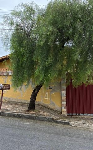 Casa para alugar com 300m², 3 quartos e 2 vagas Casa para alugar com 300m², 3 quartos e 2 vagasFachada