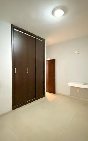 Casa para alugar com 300m², 3 quartos e 2 vagas Casa para alugar com 300m², 3 quartos e 2 vagasQuarto 1