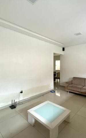Casa para alugar com 300m², 3 quartos e 2 vagas Casa para alugar com 300m², 3 quartos e 2 vagasSala