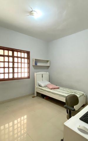 Casa para alugar com 300m², 3 quartos e 2 vagas Casa para alugar com 300m², 3 quartos e 2 vagasQuarto 2