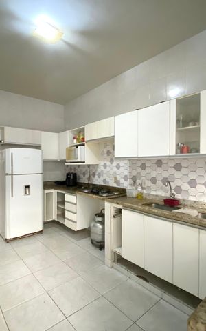 Casa para alugar com 300m², 3 quartos e 2 vagas Casa para alugar com 300m², 3 quartos e 2 vagasCozinha