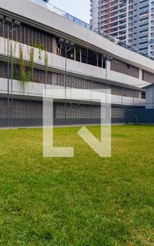 Apartamento à venda com 196m², 3 quartos e 3 vagas Apartamento à venda com 196m², 3 quartos e 3 vagasÁrea externa