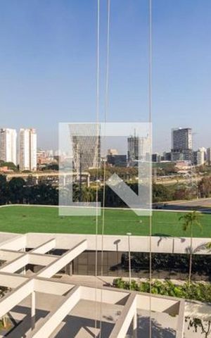 Apartamento à venda com 196m², 3 quartos e 3 vagas Apartamento à venda com 196m², 3 quartos e 3 vagasVista da Suíte 2