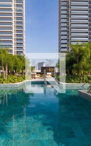 Apartamento à venda com 196m², 3 quartos e 3 vagas Apartamento à venda com 196m², 3 quartos e 3 vagasÁrea externa