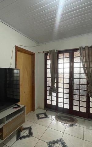 Casa à venda com 70m², 3 quartos e 2 vagas