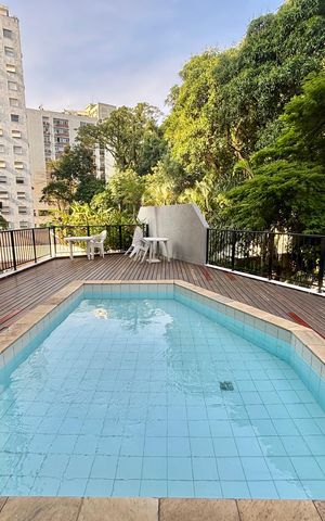 Apartamento à venda com 100m², 2 quartos e 1 vaga Apartamento à venda com 100m², 2 quartos e 1 vagaÁrea comum - piscinas