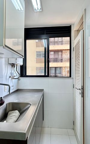 Apartamento à venda com 100m², 2 quartos e 1 vaga Apartamento à venda com 100m², 2 quartos e 1 vagaÁrea de serviço