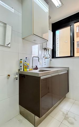 Apartamento à venda com 100m², 2 quartos e 1 vaga Apartamento à venda com 100m², 2 quartos e 1 vagaÁrea de serviço