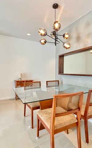 Apartamento à venda com 100m², 2 quartos e 1 vaga Apartamento à venda com 100m², 2 quartos e 1 vagaSala