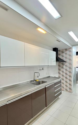 Apartamento à venda com 100m², 2 quartos e 1 vaga Apartamento à venda com 100m², 2 quartos e 1 vagaCozinha
