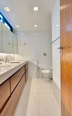 Apartamento à venda com 100m², 2 quartos e 1 vaga Apartamento à venda com 100m², 2 quartos e 1 vagaSuíte - banheiro
