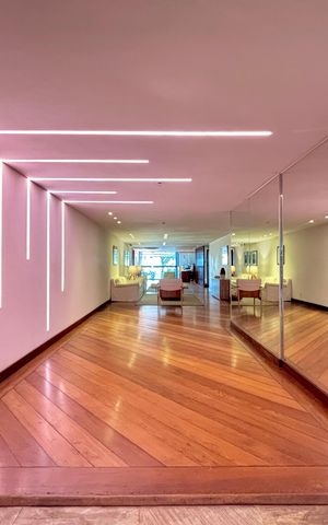 Apartamento à venda com 100m², 2 quartos e 1 vaga Apartamento à venda com 100m², 2 quartos e 1 vagaPortaria