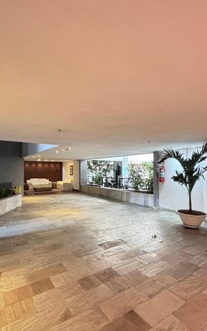 Apartamento à venda com 100m², 2 quartos e 1 vaga Apartamento à venda com 100m², 2 quartos e 1 vagaPortaria