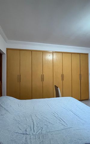 Casa para alugar com 220m², 4 quartos e 5 vagas