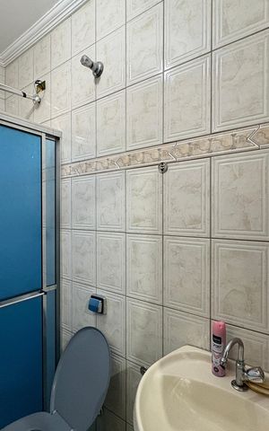 Casa para alugar com 220m², 4 quartos e 5 vagas