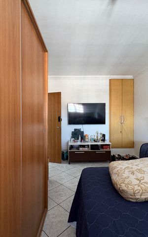 Casa para alugar com 220m², 4 quartos e 5 vagas