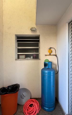 Casa para alugar com 220m², 4 quartos e 5 vagas
