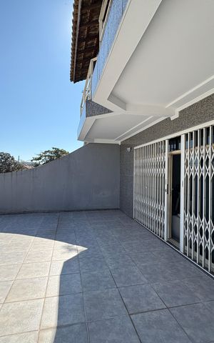 Casa para alugar com 220m², 4 quartos e 5 vagas