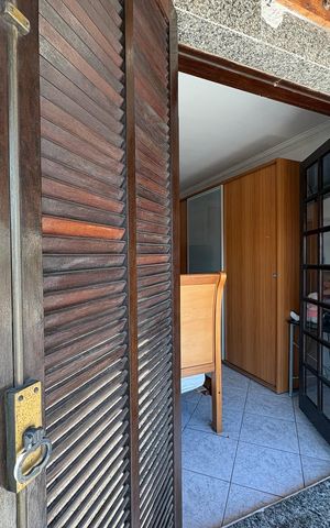 Casa para alugar com 220m², 4 quartos e 5 vagas