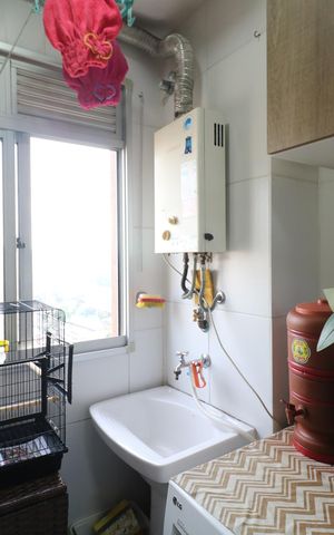 Apartamento à venda com 44m², 2 quartos e 1 vaga Apartamento à venda com 44m², 2 quartos e 1 vagaÁrea de Serviço