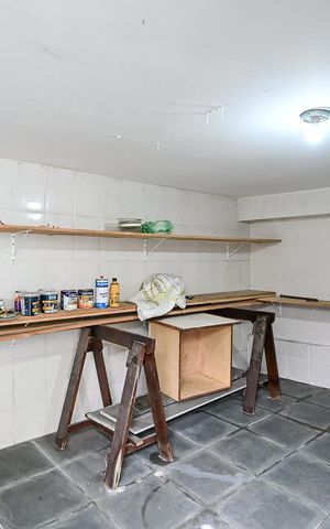 Casa à venda com 200m², 3 quartos e 3 vagasDepósito