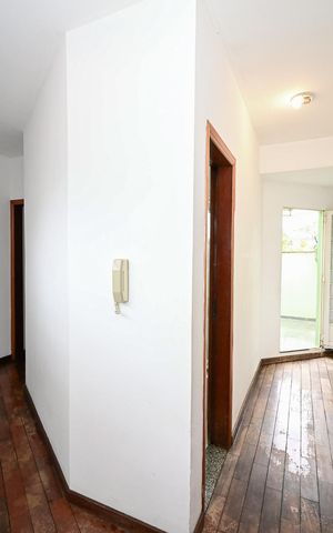 Casa à venda com 200m², 3 quartos e 3 vagasCorredor