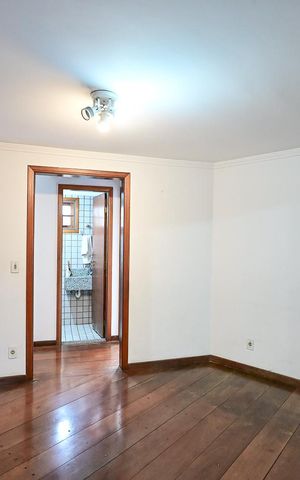 Casa à venda com 200m², 3 quartos e 3 vagasSala